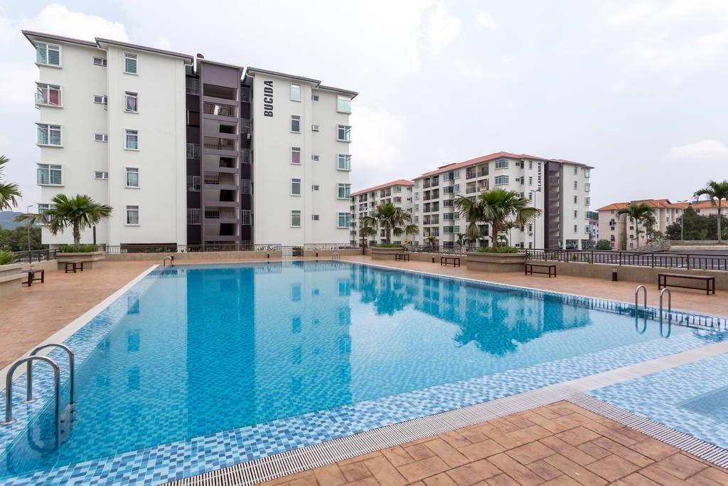 Puncak Alam Allamanda Suite Bandar Puncak Alam Exterior photo